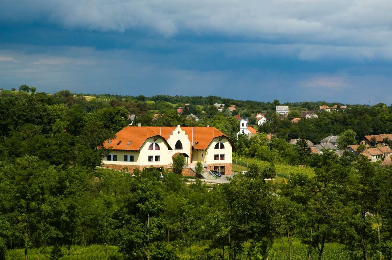 Bekesseg Szigete, Klasszik Apartman Apartment Sur Exterior photo